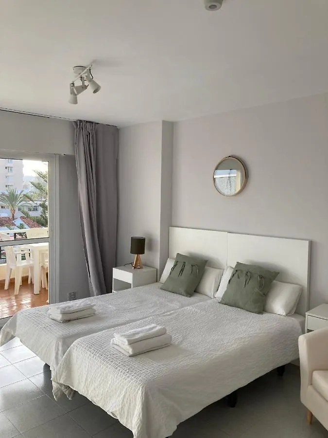 Carihuela Nucleo Cristal Apartment Torremolinos 0*,